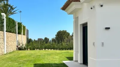 Chalet in Golf Bahía Urbanization photo 16