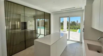 Chalet in Golf Bahía Urbanization photo 4