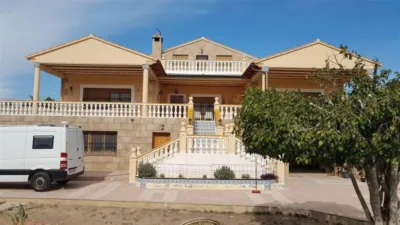 Chalet in Urbanizations photo 3
