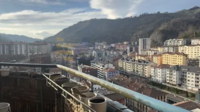 Flat in Eibar photo 3