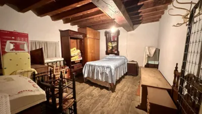 Chalet in Malpartida de Plasencia photo 11