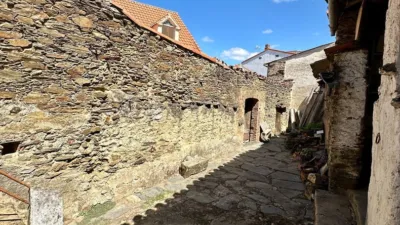 Chalet in Malpartida de Plasencia photo 17