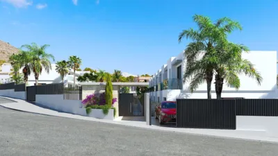 Townhouse in Golf Bahía Urbanization photo 10