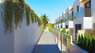 Townhouse in Golf Bahía Urbanization photo 9