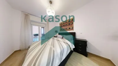 Apartment in Palacio photo 8