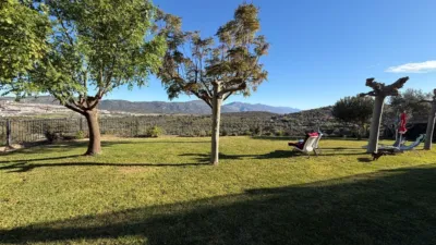 Rustic Finca in Plasencia photo 3