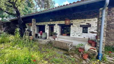 Chalet in Malpartida de Plasencia photo 2