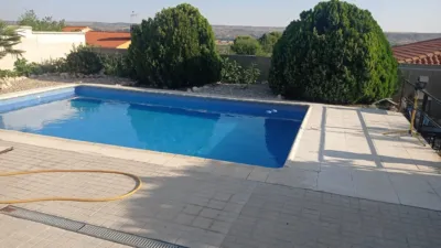 Chalet in Colmenar de Oreja photo 2