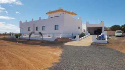 Chalet in Triquivijate photo 2