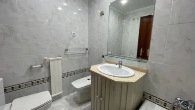 Flat in Leioa photo 33