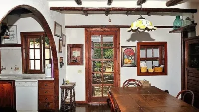 Chalet in El Infierno photo 6