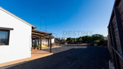 Chalet in Lajares photo 10
