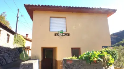 Chalet en venta en Soto de Rey, Soto de Rey (Ribera de Arriba) de 36.900 €