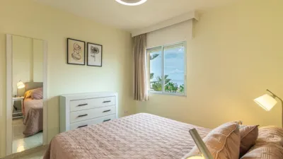 Apartamento en alquiler en los Cristianos, Los Cristianos (Arona) de 1.980 €<span>/mes</span>