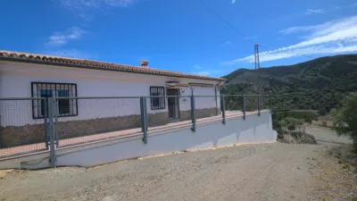 Chalet en venta en Sedella, Sedella de 280.000 €