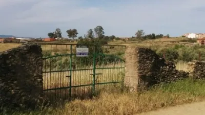 Finca rústica en venta en Malpartida de Plasencia - Más