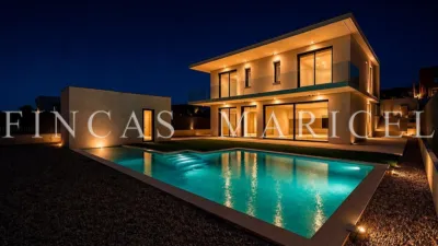 Chalet in Vallpineda-Santa Bàrbara photo 2