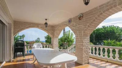Chalet in Canyelles-La Montgoda photo 5