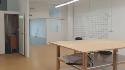 Local comercial en venta en Os Mallos-A Falperra - Más