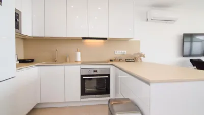 Apartamento en alquiler en Platja D'Alcúdia-Port D'Alcúdia, Platja d'Alcúdia-Port d'Alcúdia (Alcúdia) de 1.900 €<span>/mes</span>