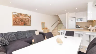 Apartamento en alquiler en Platja D'Alcúdia-Port D'Alcúdia, Platja d'Alcúdia-Port d'Alcúdia (Alcúdia) de 1.900 €<span>/mes</span>