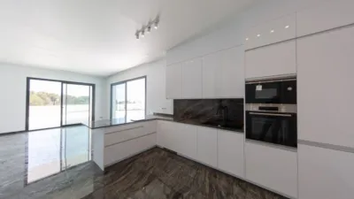 Villa in Golf Bahía Urbanisation photo 11