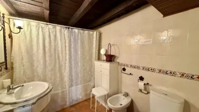 Chalet en Casas del Castañar photo 10