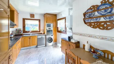 Chalet in Canyelles-La Montgoda photo 11