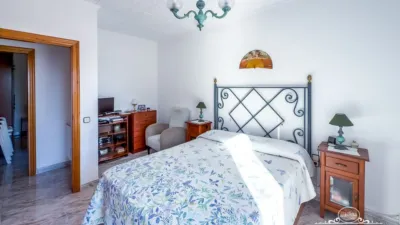 Chalet in Canyelles-La Montgoda photo 30