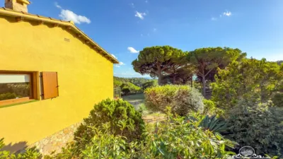 Chalet in Canyelles-La Montgoda photo 53