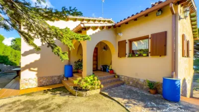 Chalet in Canyelles-La Montgoda photo 56