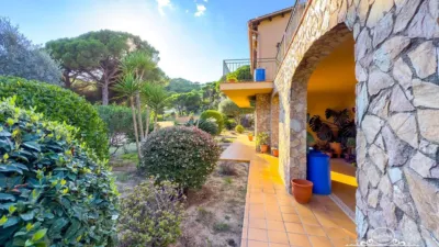 Chalet in Canyelles-La Montgoda photo 70