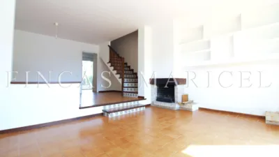 Duplex in Can Girona-Terramar-Vinyet photo 4