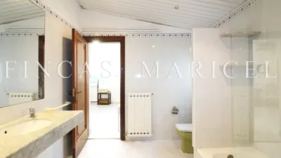 Chalet in Can Girona-Terramar-Vinyet photo 35