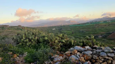 Rustic Finca in Antigua photo 4