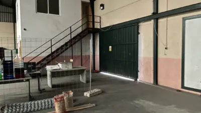 Nave industrial en alquiler en Plasencia - Más
