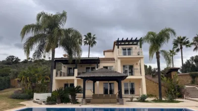 Villa in Selwo photo 2