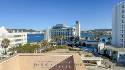 Apartamento en venta en Sant Josep de Sa Talaia, Sant Josep de sa Talaia de 475.000 €