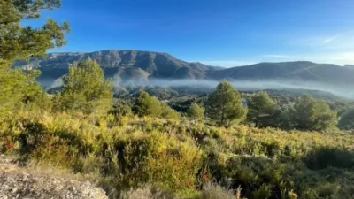 Terreno en venta en El Castell de Guadalest - Vista 5