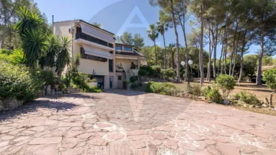 Chalet in Chiva photo 16