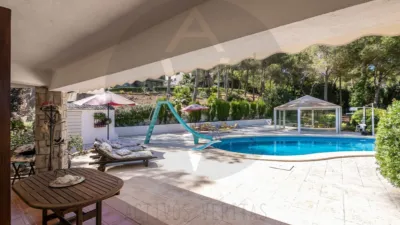 Chalet in Chiva photo 7