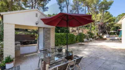 Chalet in Chiva photo 10