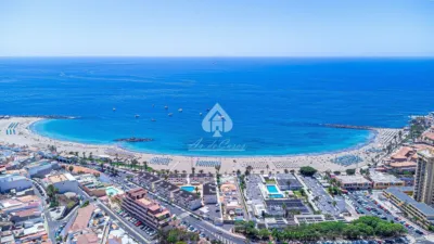Apartamento en alquiler en Calle Finlandia, 5, Playa de Las Américas (Arona) de 1.700 €<span>/mes</span>