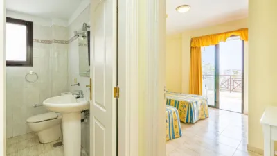 Apartamento en alquiler en Calle Finlandia, 5, Playa de Las Américas (Arona) de 1.700 €<span>/mes</span>