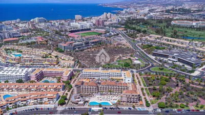 Apartamento en alquiler en Calle Finlandia, 5, Playa de Las Américas (Arona) de 1.700 €<span>/mes</span>