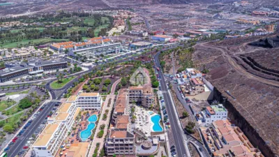 Apartamento en alquiler en Calle Finlandia, 5, Playa de Las Américas (Arona) de 1.700 €<span>/mes</span>