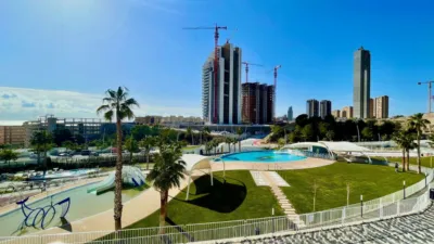 Pis – Benidorm, Ponent, la Marina Baixa - Més