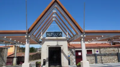 Edificio en venta en Lugar de Aldeola, 41 - Vista 2