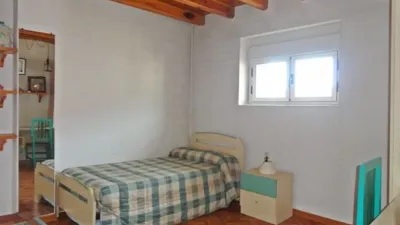 Chalet en Salas de los Infantes photo 12