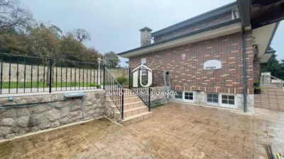 Chalet in Bárcena de Cicero photo 10